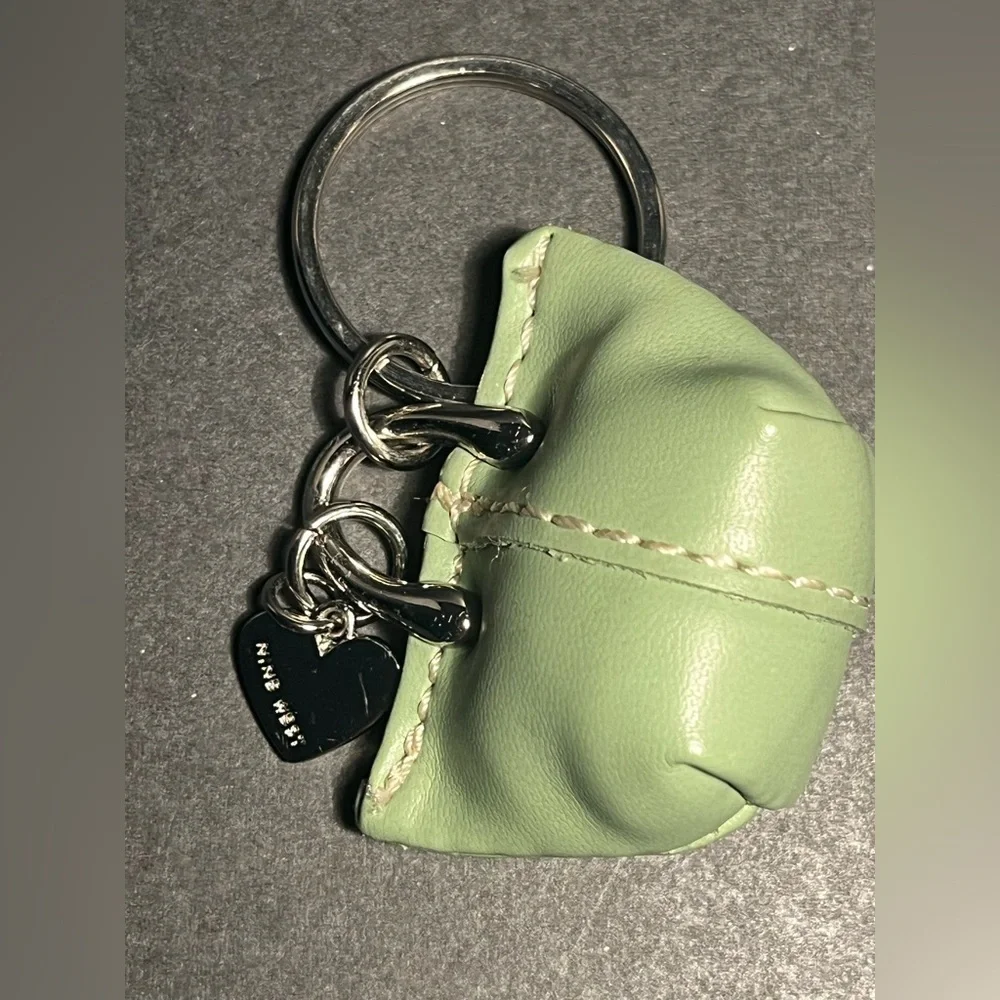 NINE WEST ( mini bag ) keychain 🫒